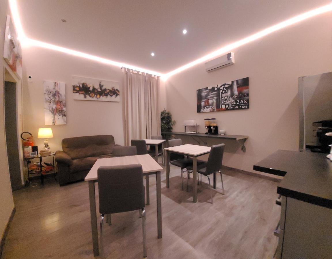 Romantic Dreams Sistina Guest House מראה חיצוני תמונה